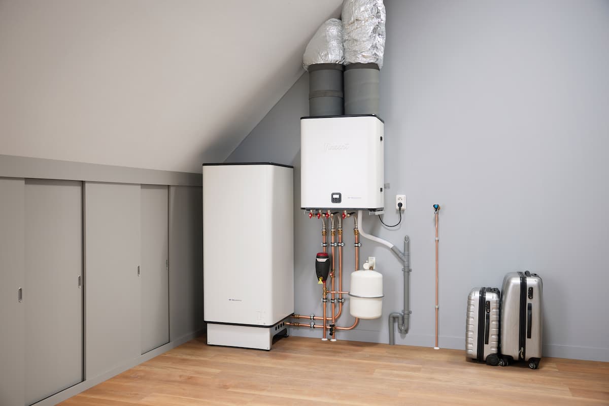 Afbeelding van de All-electric Vincent warmtepomp opstelling.